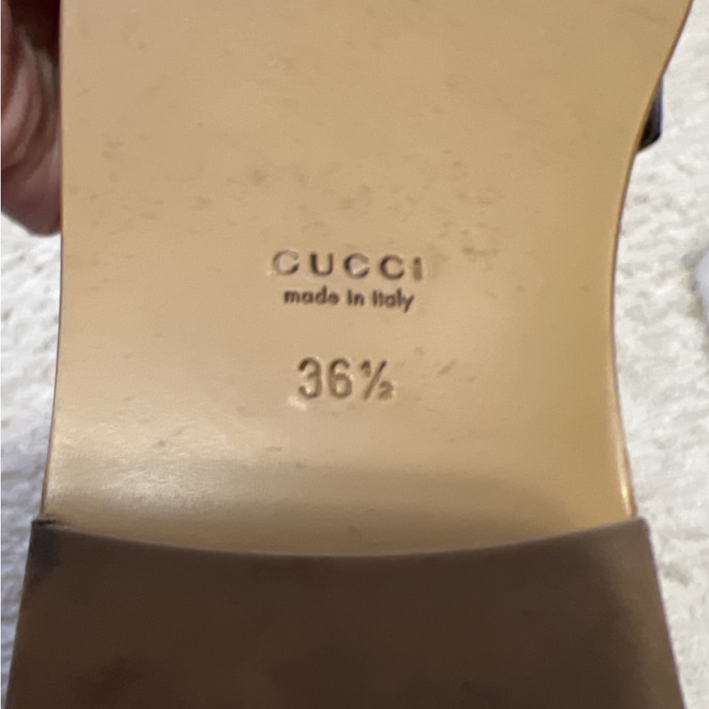 Gucci Black and Gold Sandals - Picture 7 of 13